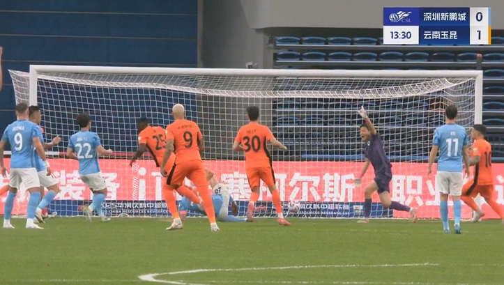 處子球！奧斯卡點射被撲+補射破門，玉昆1-0領先新鵬城