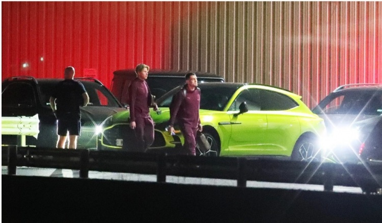 哈蘭德腳踝受傷沒(méi)法開(kāi)車(chē)，曼城工作人員替他開(kāi)走35萬(wàn)英鎊新座駕