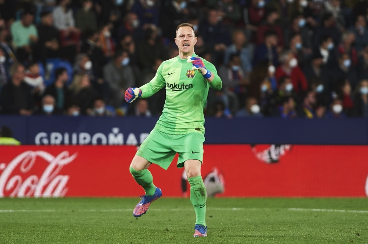 西媒：特爾施特根恢復情況順利，即將恢復合練有望賽季末重返賽場