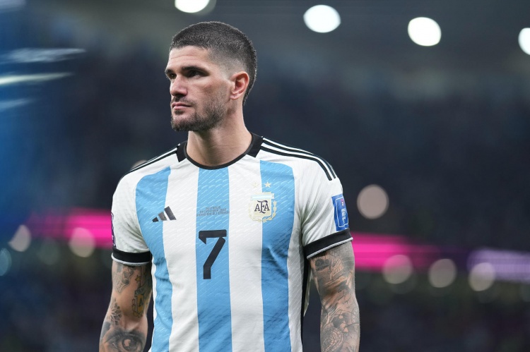 阿媒：德保羅未吃牌，染黃的帕雷德斯、奧塔門迪和恩佐遭遇停賽