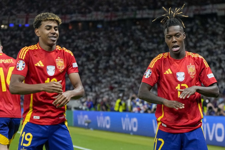 上賽季至今西甲成功過人榜：亞馬爾居首，尼科、維尼修斯分列二三