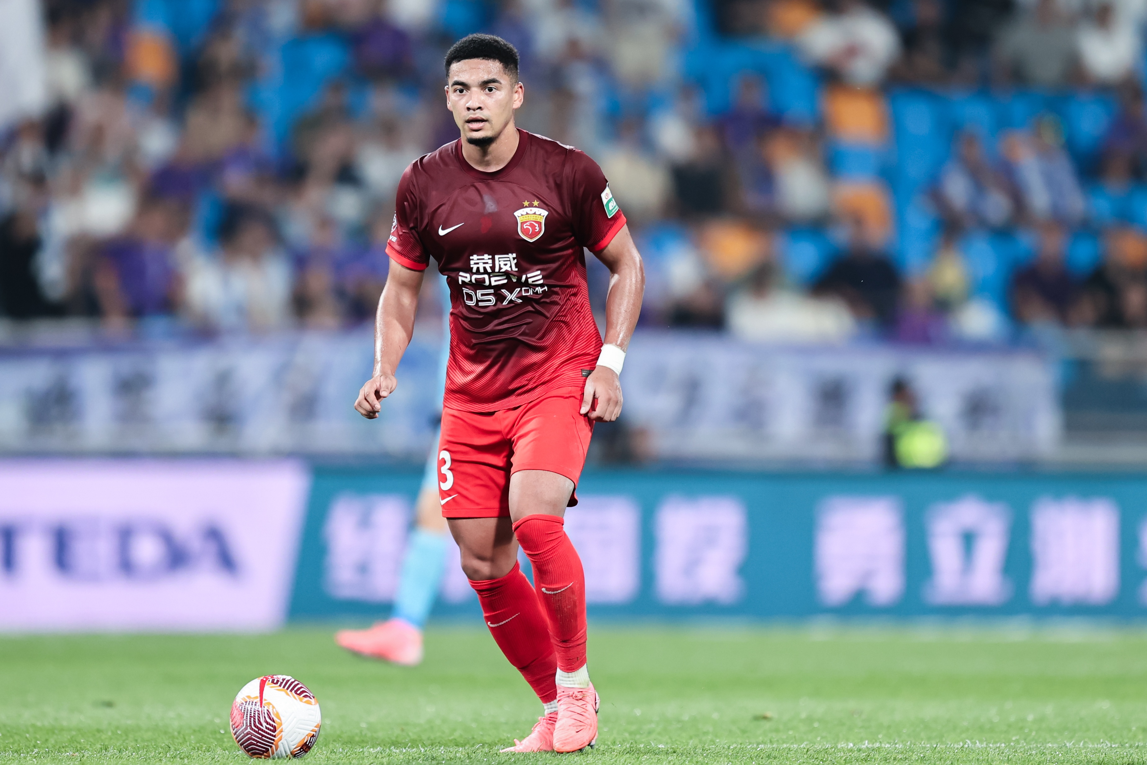 津媒：蔣光太受傷海港后防面臨不小考驗，協防和整體防守很重要