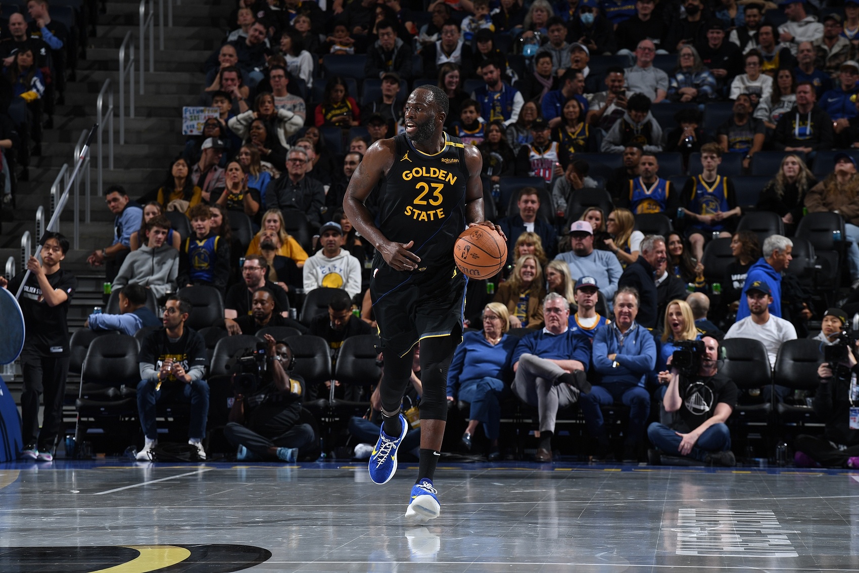 追夢：現(xiàn)在不是低迷的時候 我們必須回到正確的方向上來