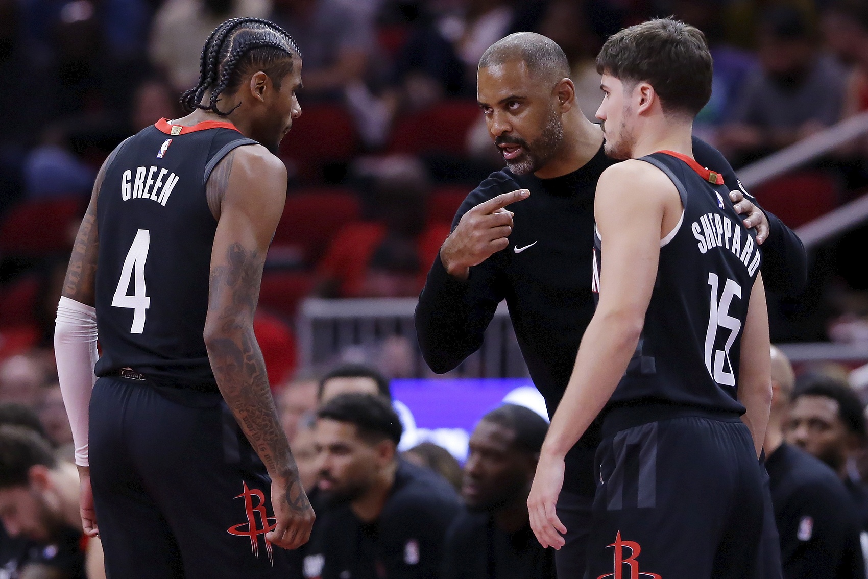 烏度卡:很高興看到謝潑德變得更加積極主動(dòng) 攻防兩端都全力以赴