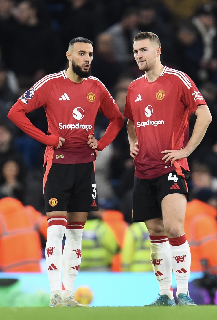 舍己為魔？拜仁賤賣德里赫特&馬茲拉維，引進(jìn)伊藤&博伊長期傷停