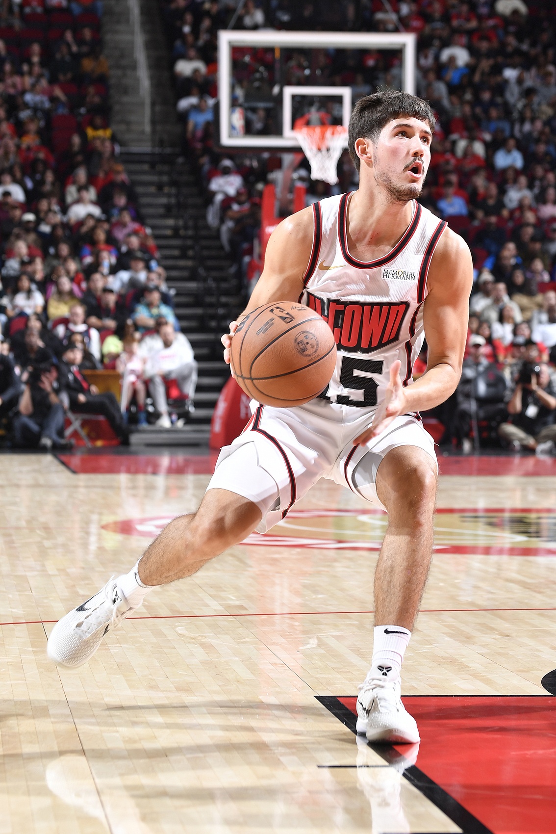 因拇指受傷缺席了過去11場！火箭更新：謝潑德今日戰(zhàn)太陽可以出戰(zhàn)