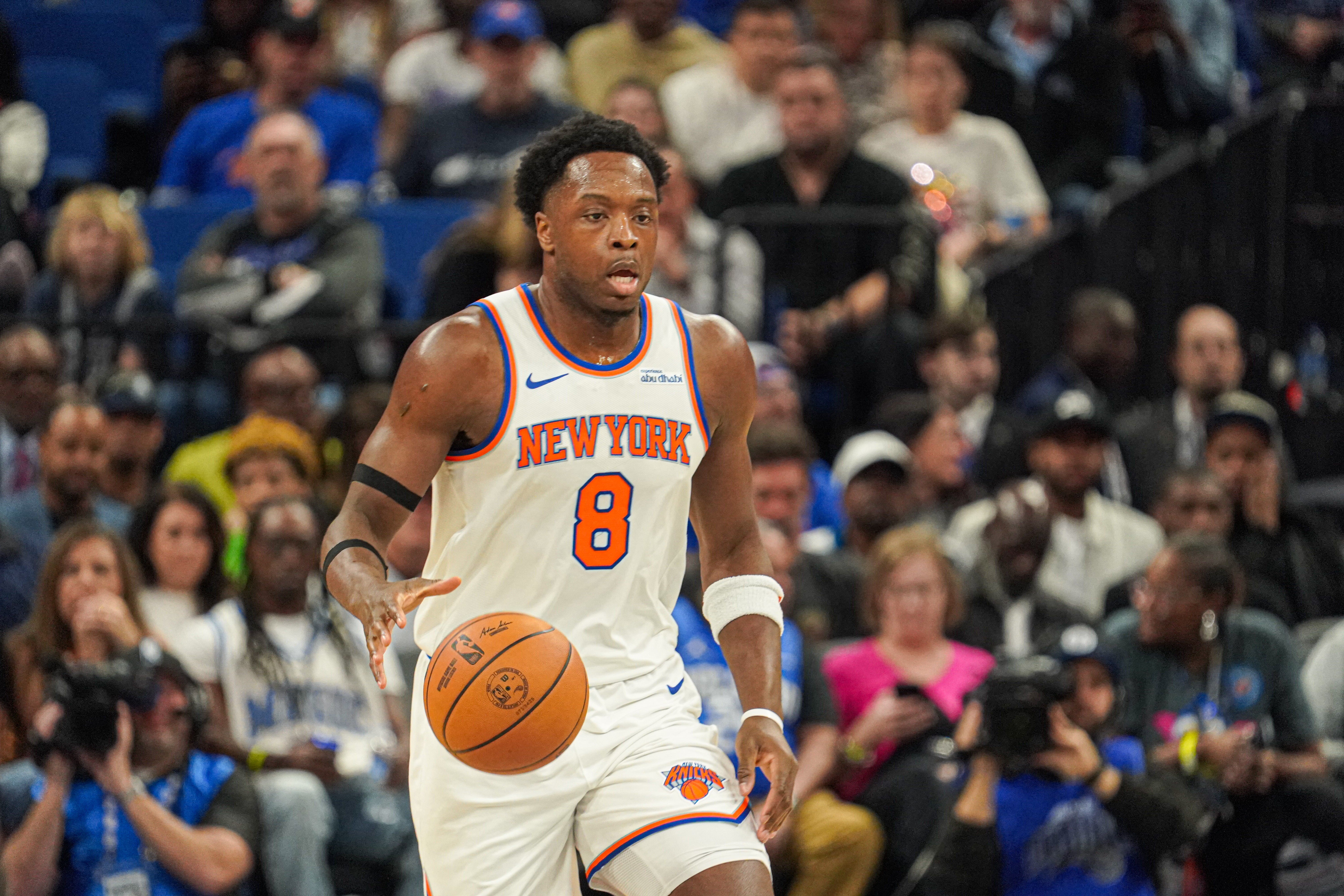 無(wú)處不在！OG攻防俱佳填滿數(shù)據(jù)欄 16中11高效砍下28分7板3斷2帽