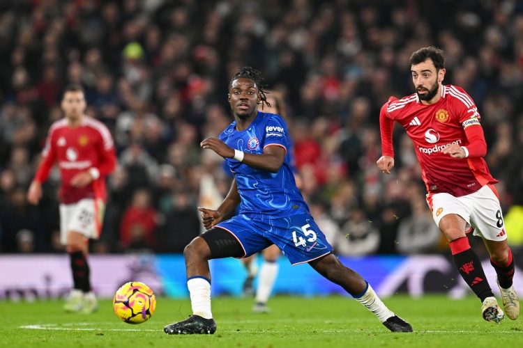 理療師：拉維亞意識(shí)到傷病問題可以解決，他并不認(rèn)為這是宿命