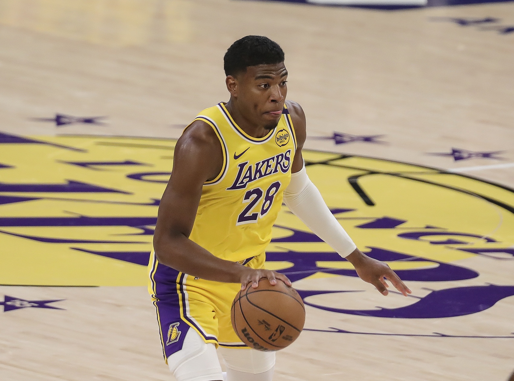 雷迪克：八村塁缺席是基于傷情評估 希望他能出戰剩余所有背靠背