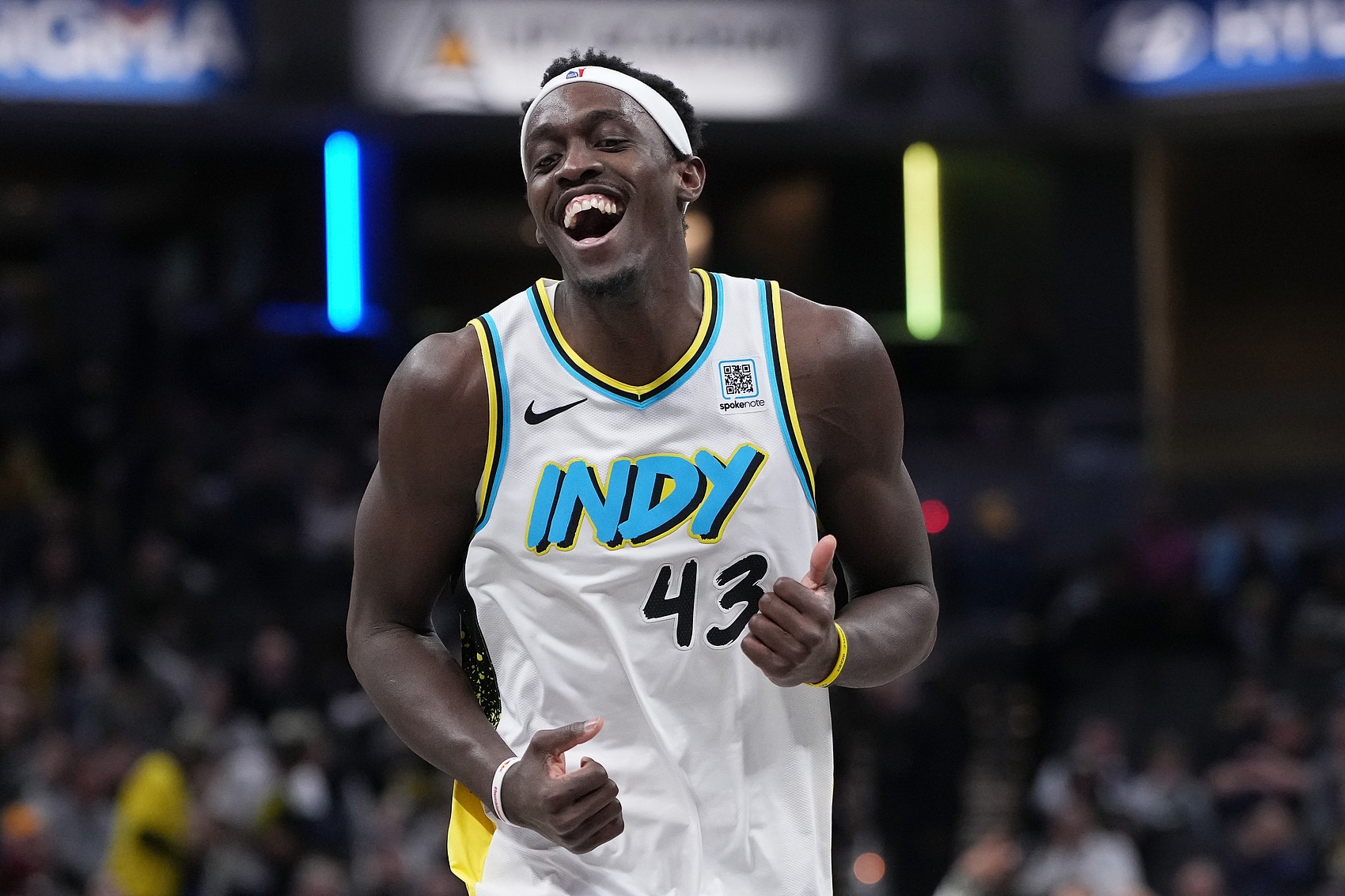 游刃有余！西亞卡姆半場6中5拿到11分3助 三分1中1