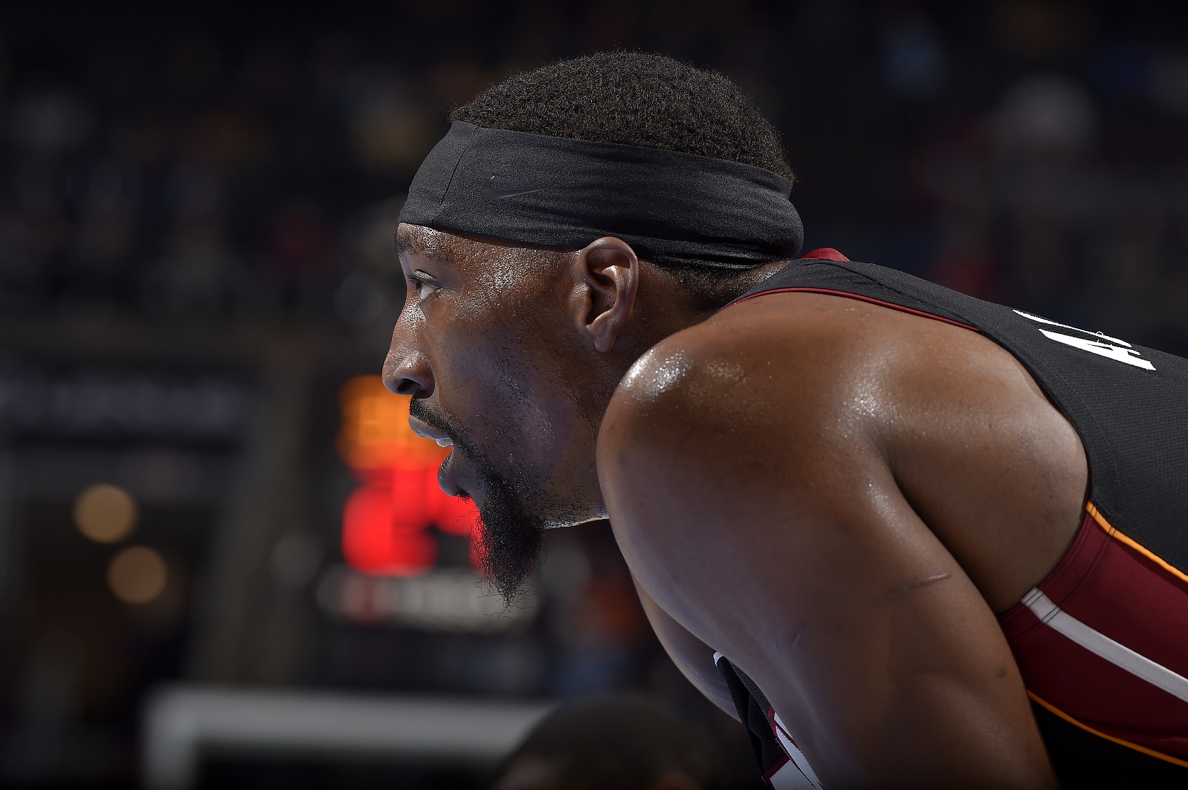 斯波：阿德巴約開局就打出振奮人心的表現 這種能量感染了全隊