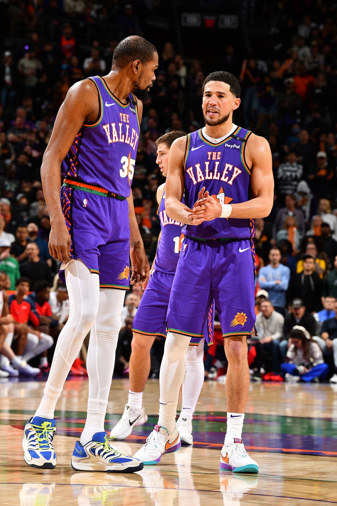 布登：對手緊盯布克KD時吉萊斯皮抓住了機(jī)會 他進(jìn)攻積極性很棒