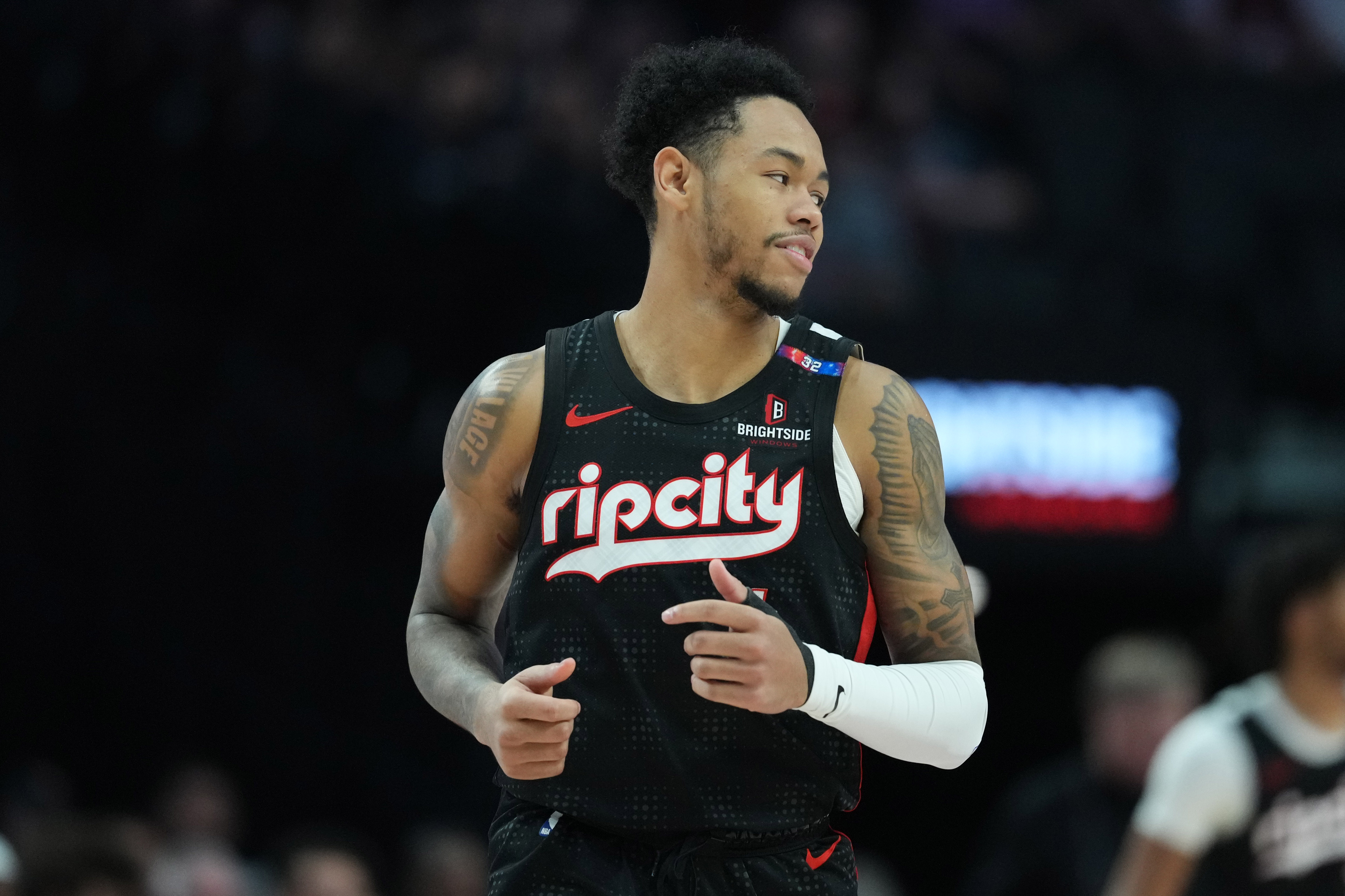 美記：A-西蒙斯在休賽期的動向值得關注 魔術熱火湖人為潛在下家