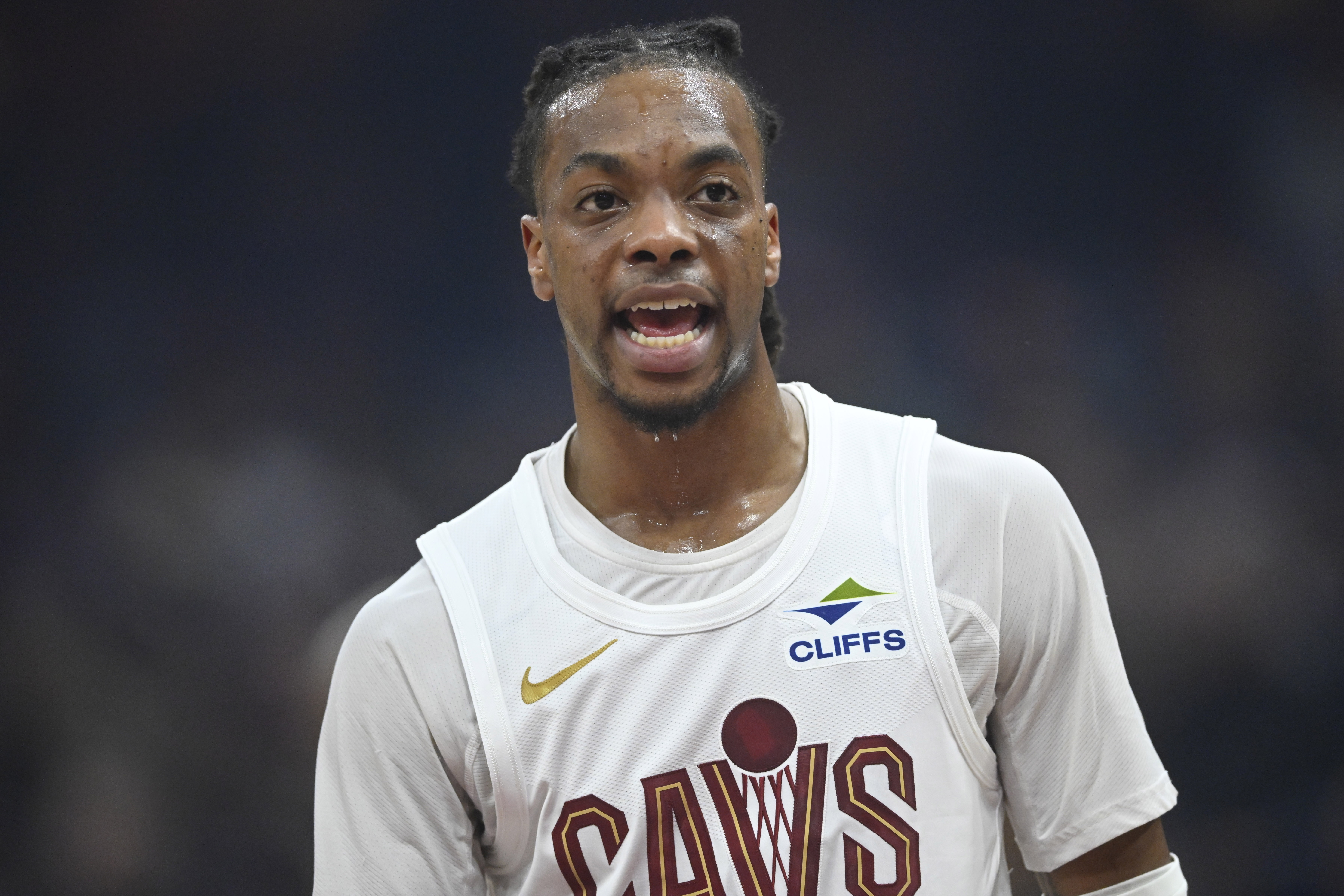 不在狀態(tài)！加蘭半場7投僅1中拿到2分4助 正負值-7