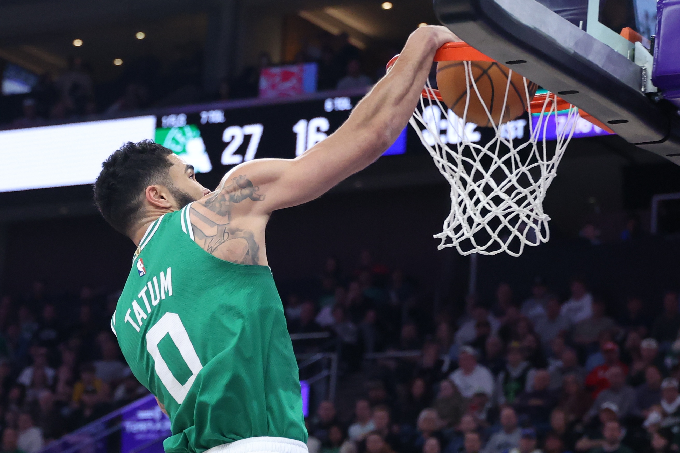 火力兇猛！塔圖姆半場13投7中 貢獻17分9板&正負值為+8