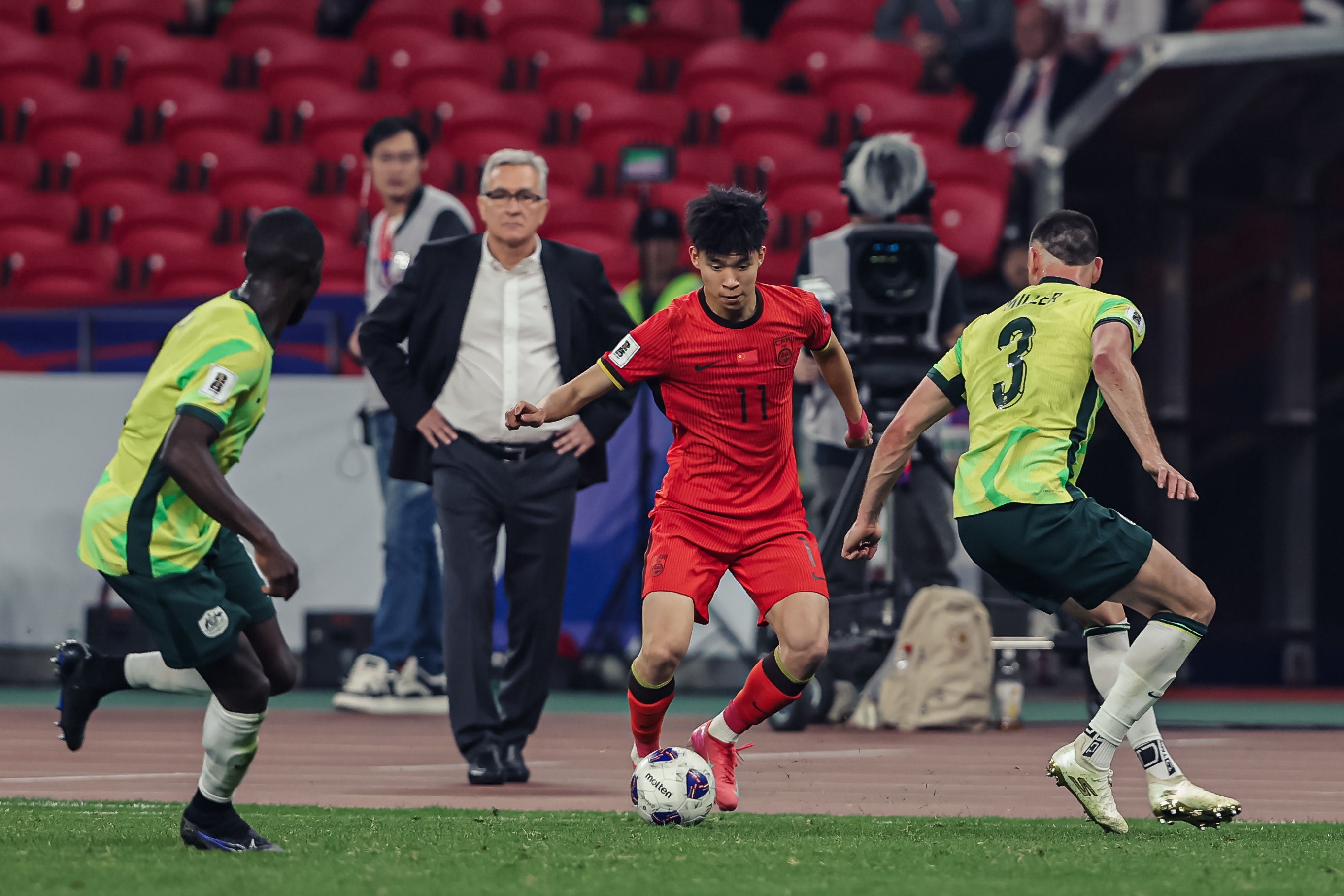 足球報：國足五年內實力難迅速提升，年輕球員短期內爆發不現實