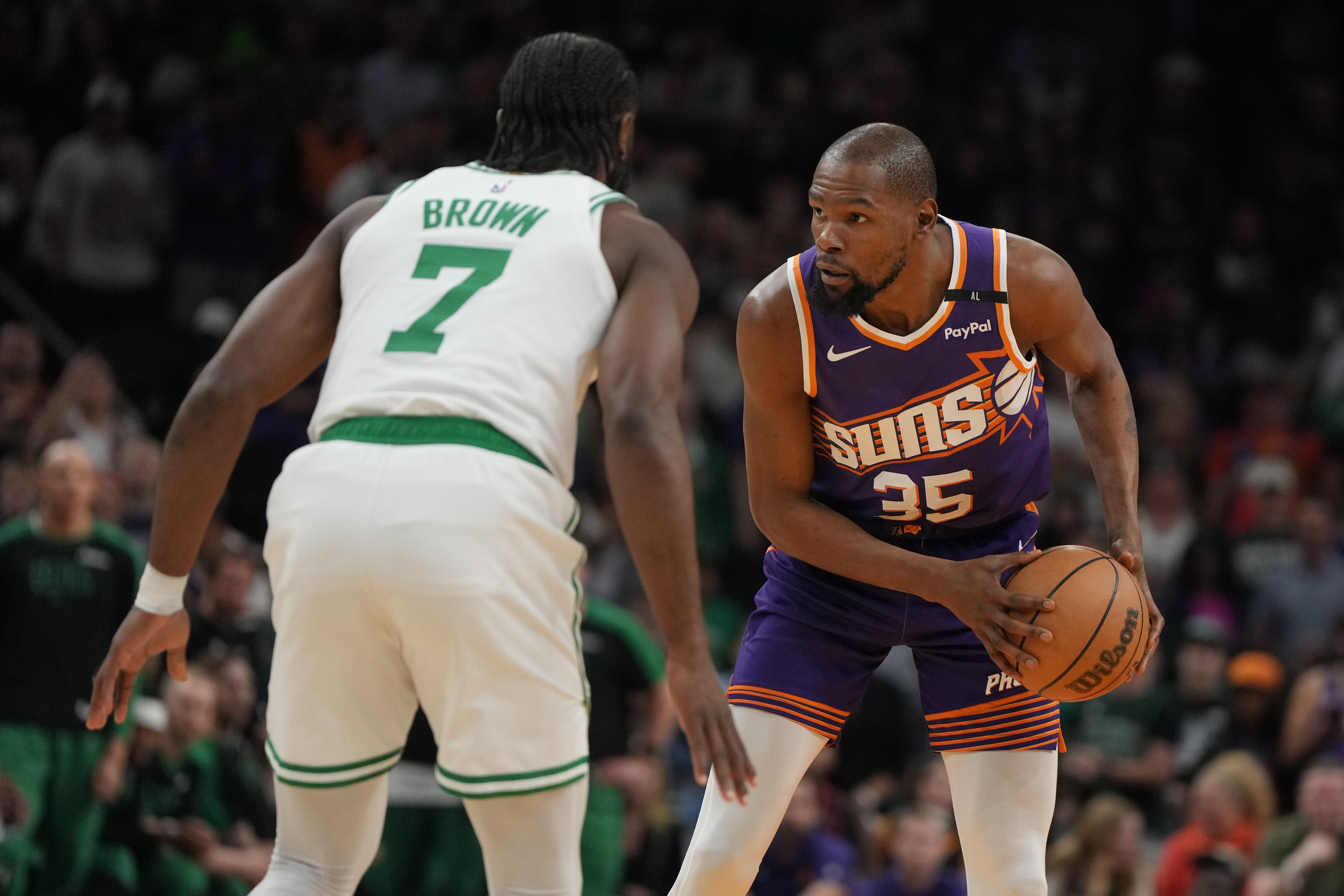 狂轟濫炸！凱爾特人全場(chǎng)22記三分&首節(jié)10記 太陽(yáng)僅13記